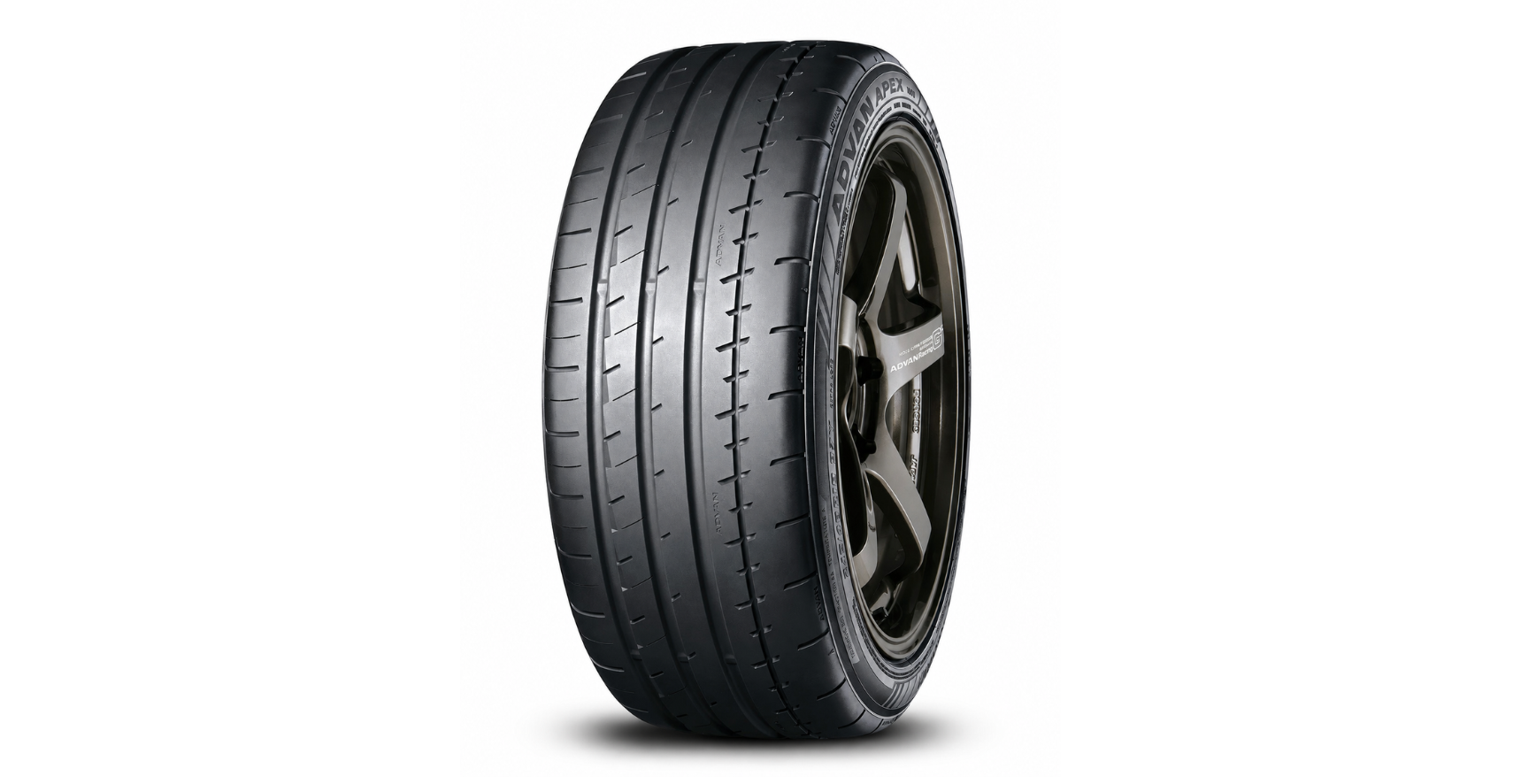 Yokohama Advan V601 tyre